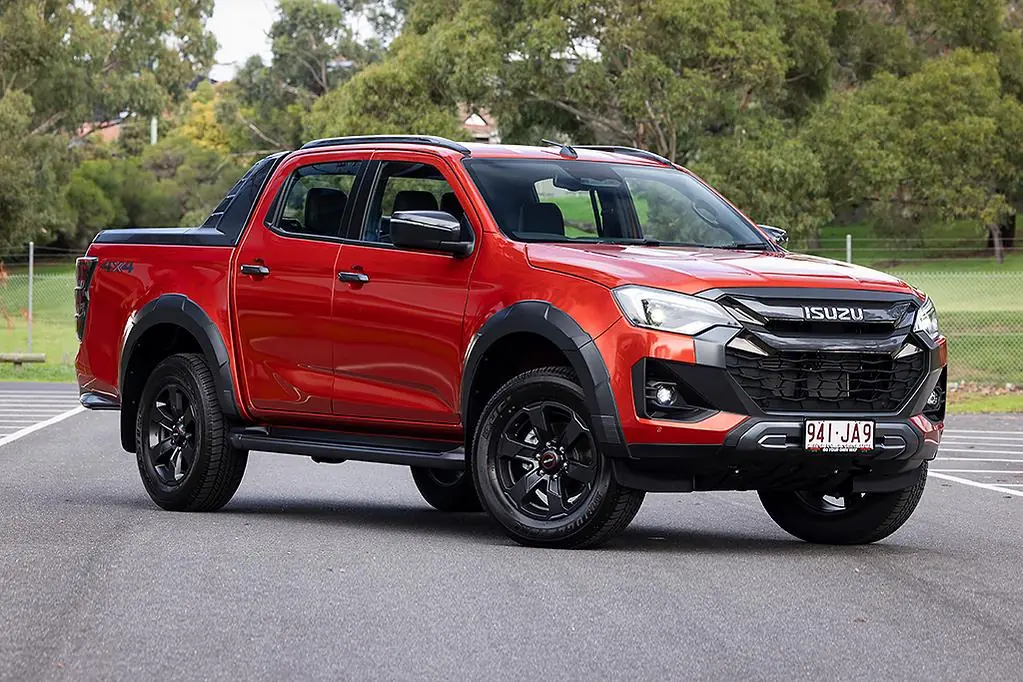 ISUZU