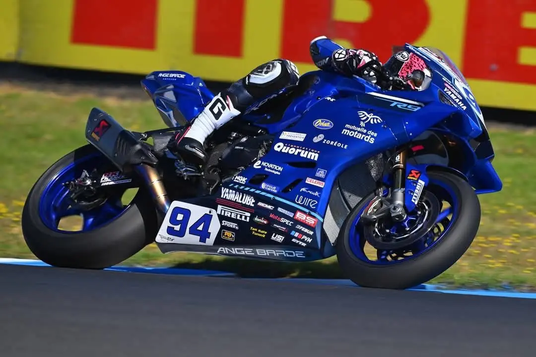 YAMAHA YZF-R9
