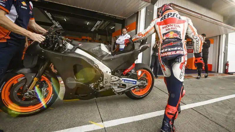 Honda อาการหนัก Marquez