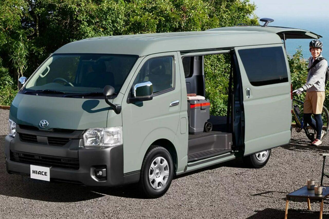 Toyota HIACE 2024 มาดใหม่เจ้าโม่งหน้าหล่อที่ญี่ปุ่นเริ่ม 593,000 บาท