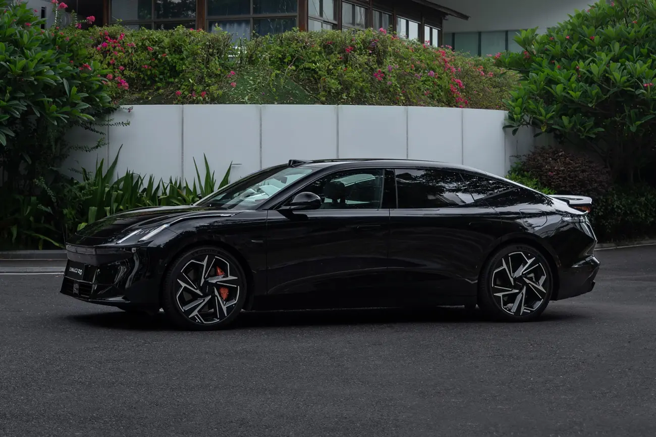 LYNK&CO