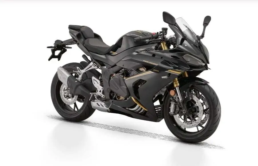 QJ Motor SRK 800 RR
