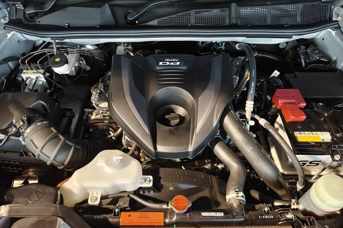 ISUZU V-CROSS 4x4 ZR 