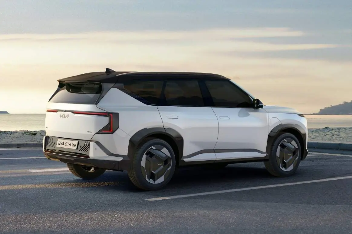 KIA EV5