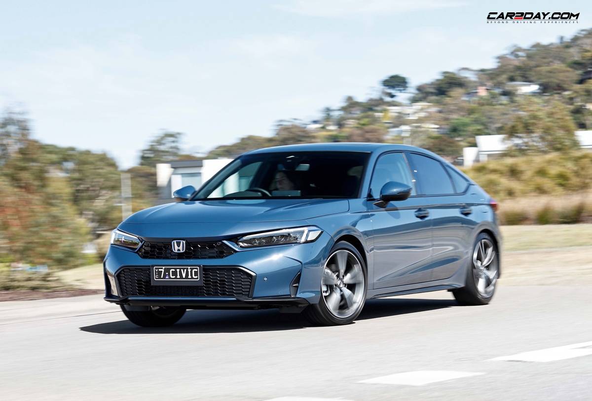 .Honda Civic Hatchback หน้าใหม่พลังไฮบริดขายออสซี่ 1.089 ล้านบาท.