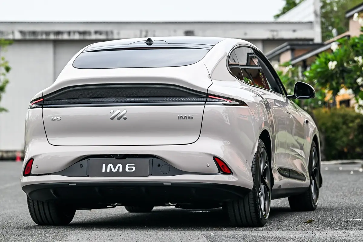 MG