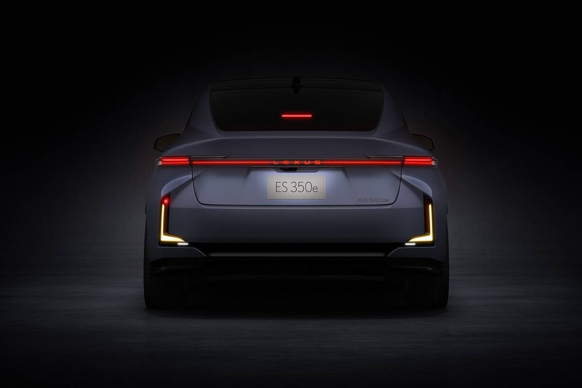 LEXUS ES