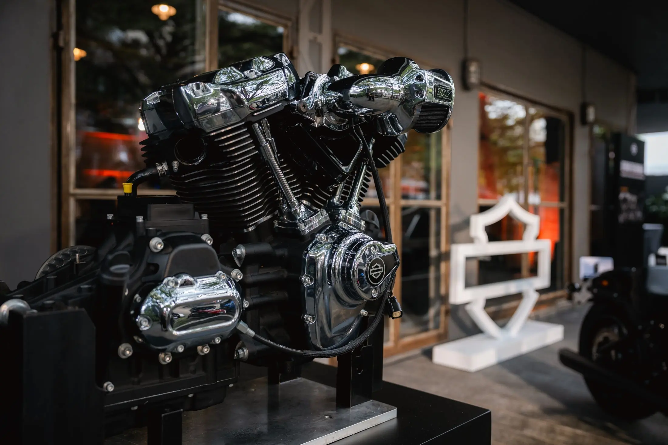 HARLEY-DAVIDSON